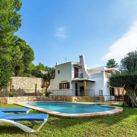 Cozy In With Private Pool * Santa Eularia des Riu