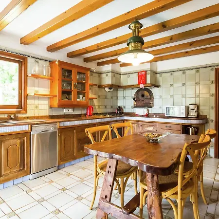 Σπίτι διακοπών Cozy In With Private Pool
